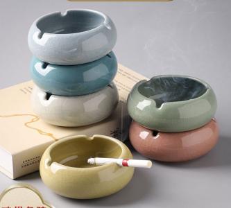 Elegant Glaze Ceramic Round Ashtray